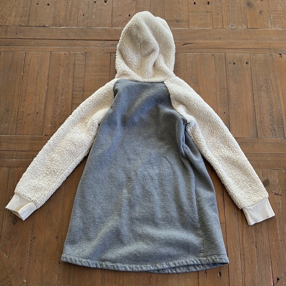 Hanna andersson Sherpa hooded sweatshirt dress - Picture 6 of 6